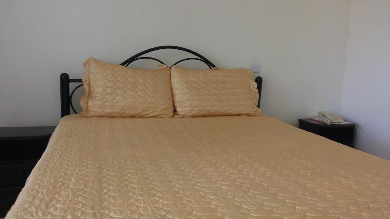 Westcliff Hotel Lira Екстер'єр фото