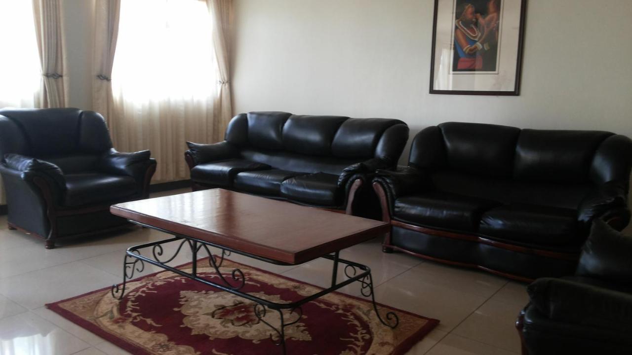 Westcliff Hotel Lira Екстер'єр фото