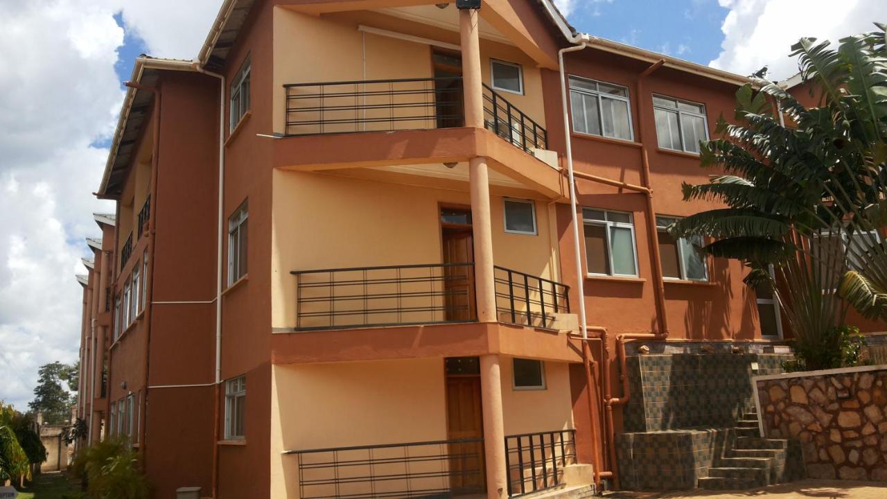 Westcliff Hotel Lira Екстер'єр фото