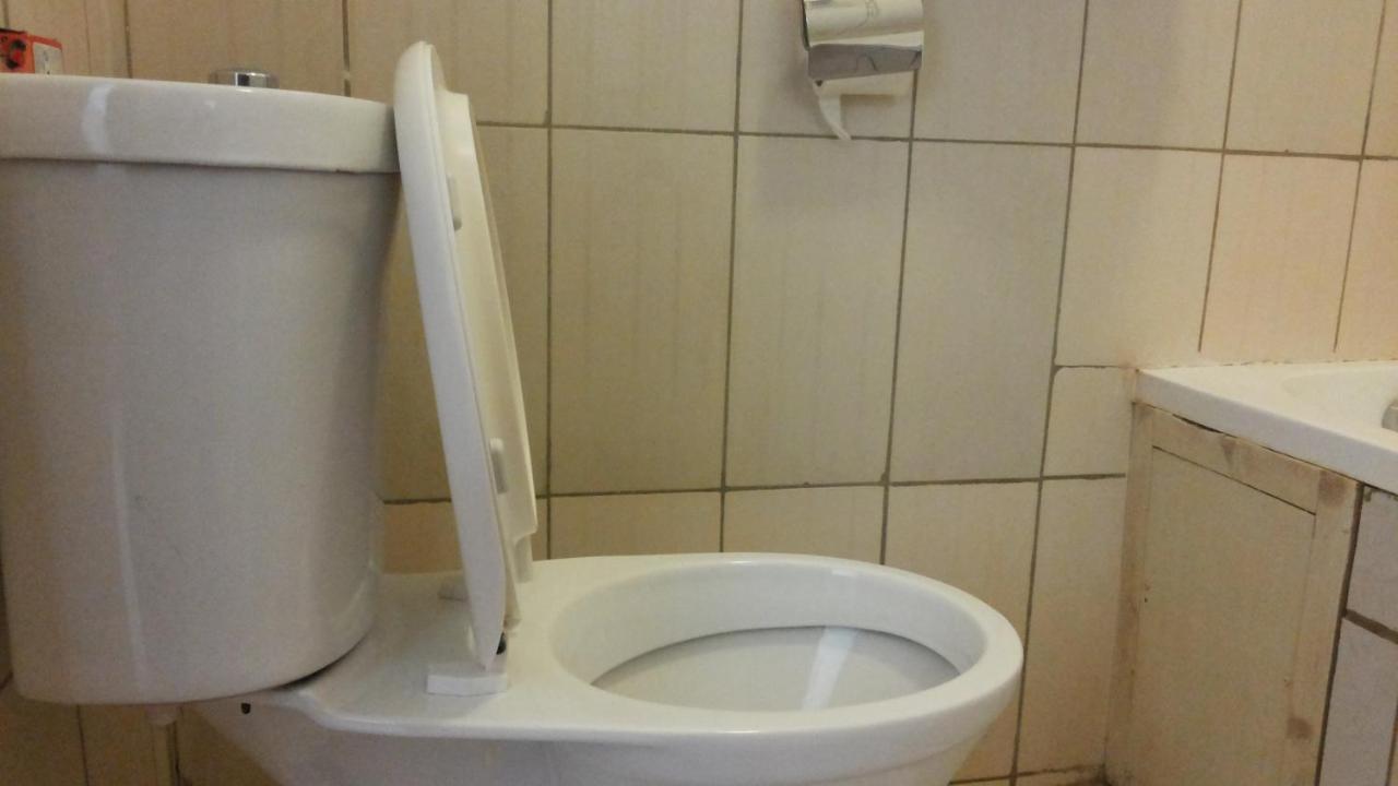 Westcliff Hotel Lira Екстер'єр фото