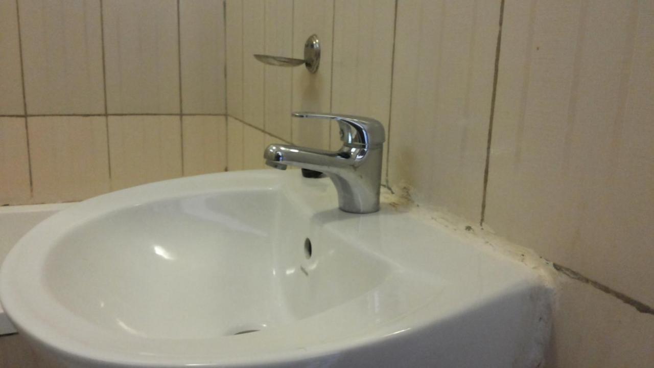 Westcliff Hotel Lira Екстер'єр фото